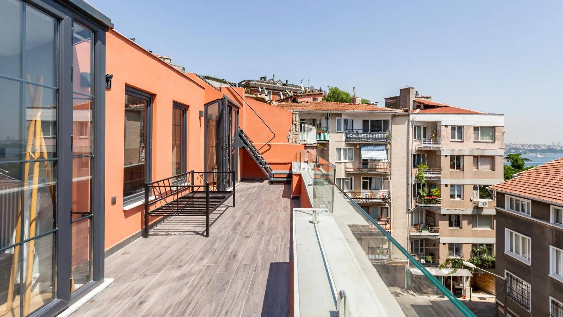 Comfortable Apartment With Private Terrace 伊斯坦布尔