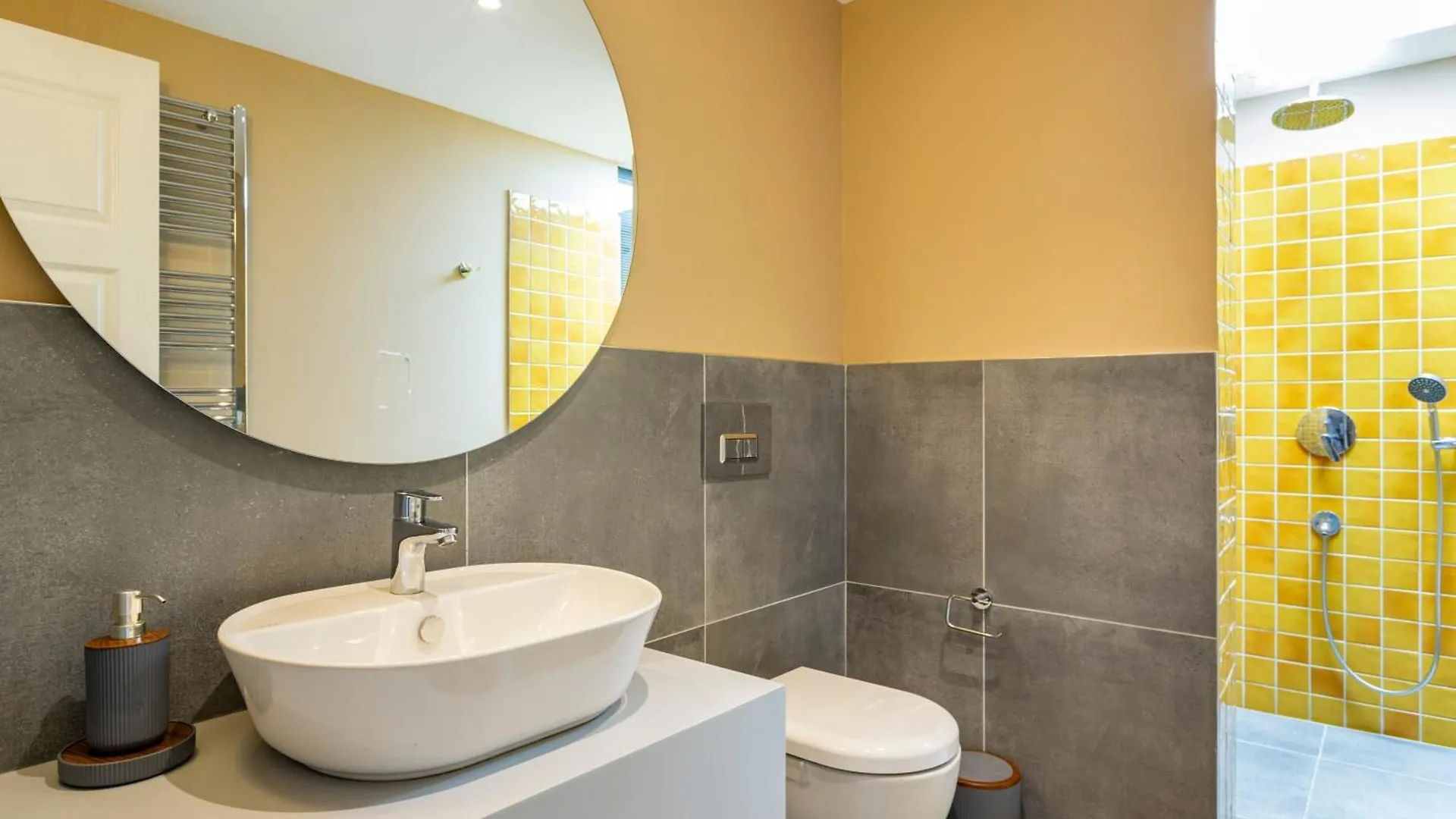 Comfortable Apartment With Private Terrace 伊斯坦布尔